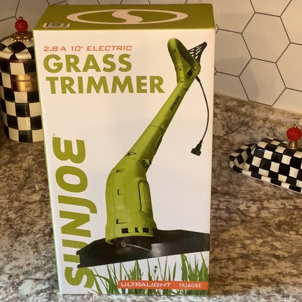 Sunjoe 10 inch electric grass trimmer